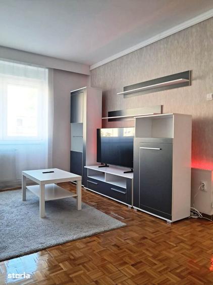 Apartament cu 2 camere decomandat în Cedonia