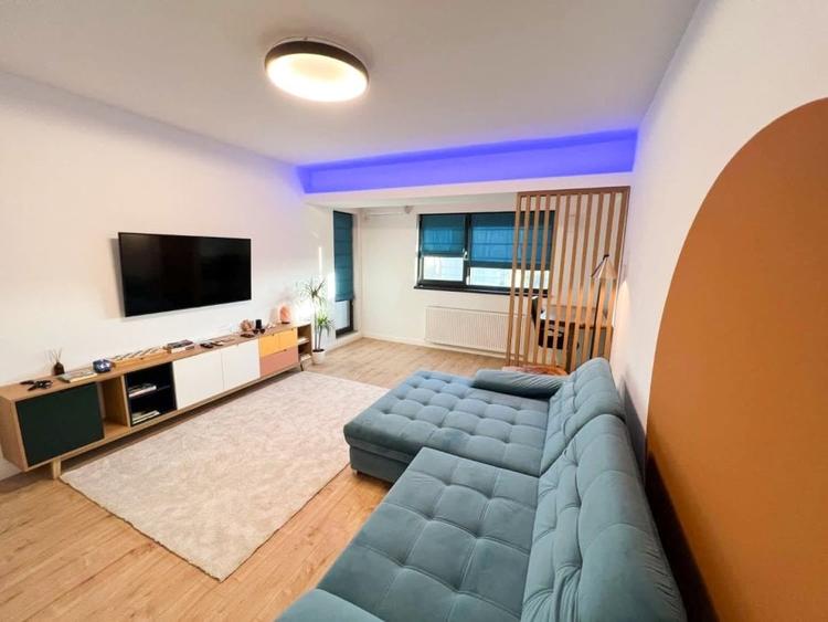 Apartament cu 2 camere decomandat, mobilat în Virtuții