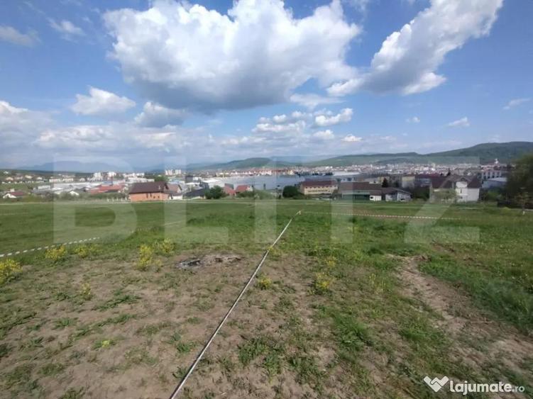 Teren de 500 mp, în Centura