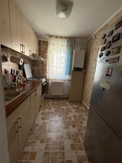 Apartament cu 2 camere decomandat în Marghiloman