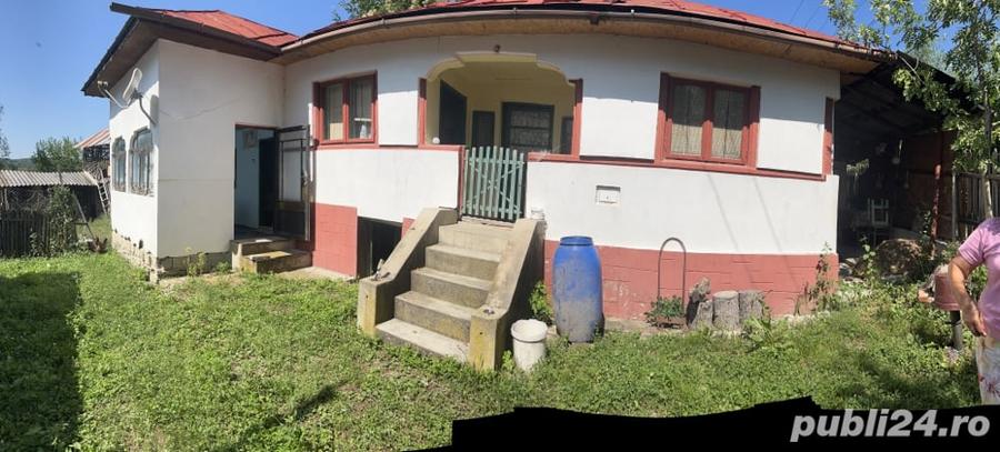 Casă cu 6 camere cu Teren 1900 Mp în Vălenii de Munte
