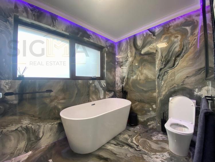 Casă individuală cu 5 camere cu Canalizare în Gruia