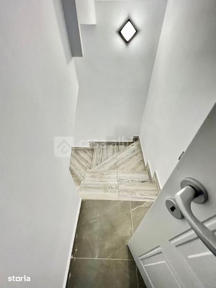 Casă cu 4 camere cu Teren 500 Mp în Bucium