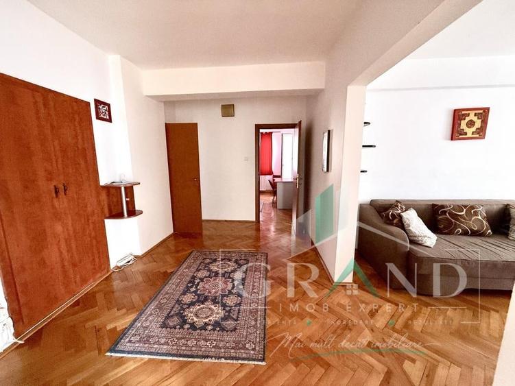 Apartament cu 4 camere decomandat, mobilat în Zorilor