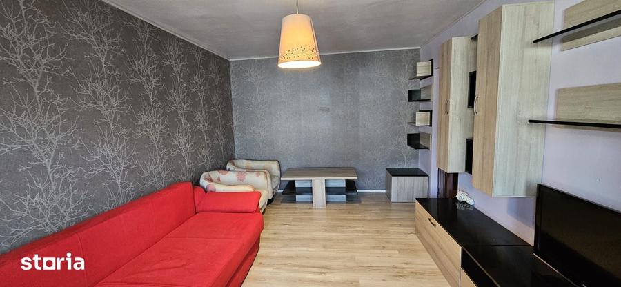 Apartament cu 3 camere decomandat în Militari