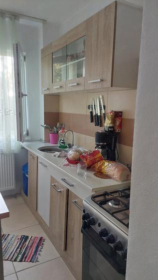 inchiriez apartament 2 camere - 5