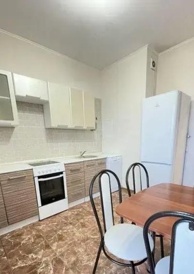 Apartament cu 2 camere decomandat în Spitalul Județean