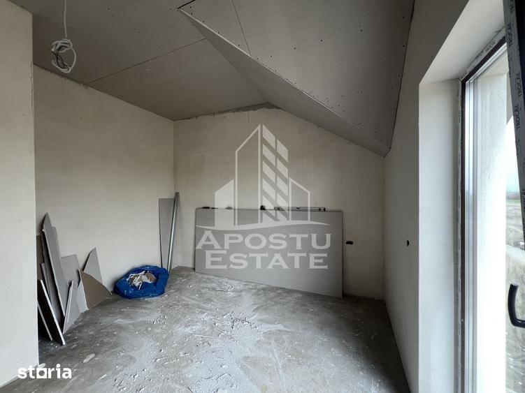 DE VANZARE casa alipita in Covaci cu curte mare - 15