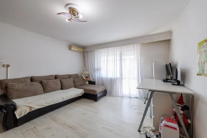 Apartament cu 2 camere semidecomandat în Prundu