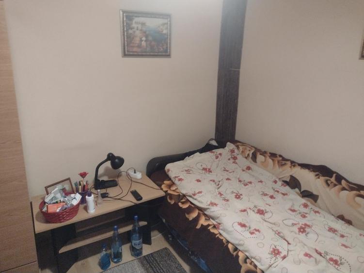 Casă individuală cu 4 camere cu Teren 1800 Mp în Comănița