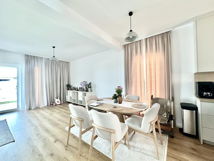Duplex cu 4 camere cu Canalizare în Urseni