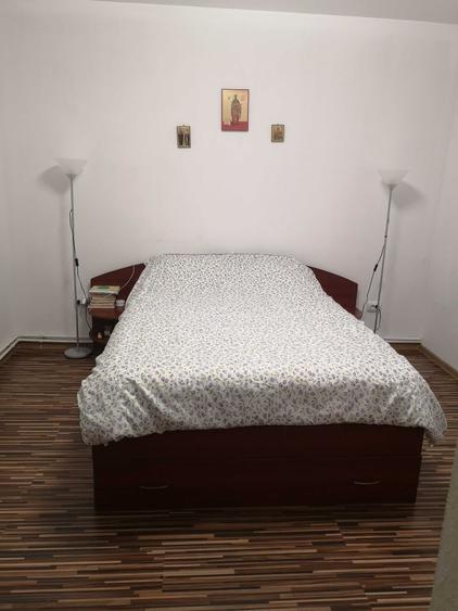 Casă cu 4 camere în Comana
