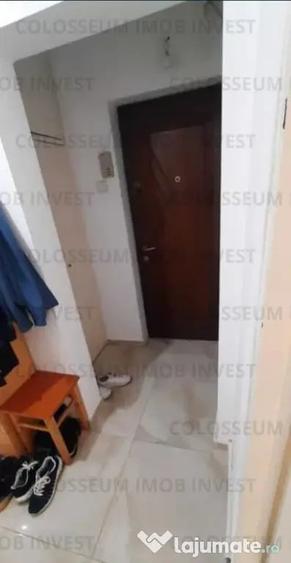 Apartament cu 2 camere decomandat în Răcădău