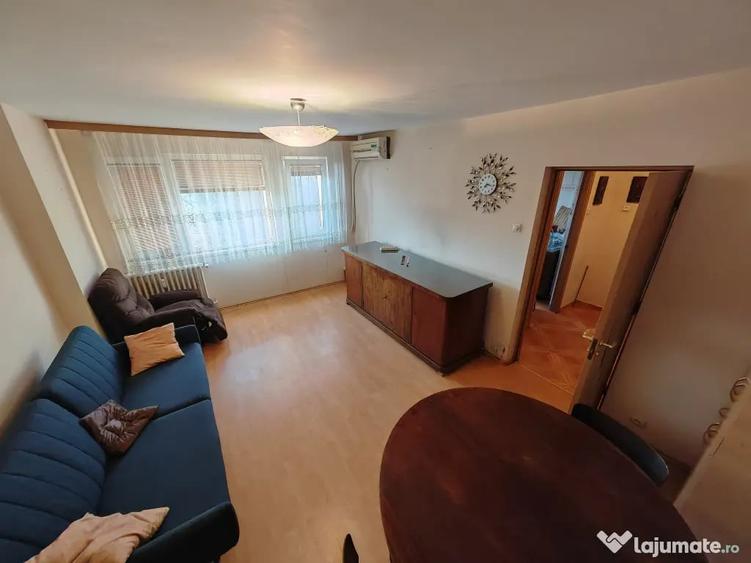 Apartament cu 2 camere semidecomandat în Titan