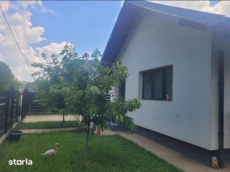 Casă cu 3 camere cu Teren 320 Mp în Ciurea
