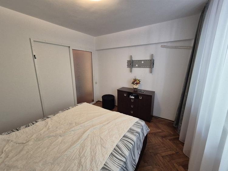 Apartament cu 2 camere semidecomandat în Câmpia Libertății