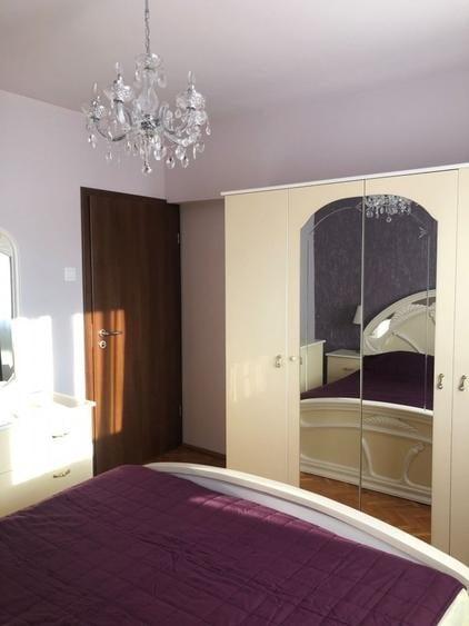 Apartament cu 4 camere decomandat, mobilat în Moșilor