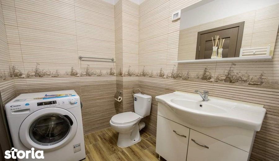 Apartament cu 2 camere decomandat, mobilat în Central
