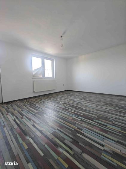 Casa Singulara 4 camere - 200 m.p. Bragadiru - Sos Clinceni - 11