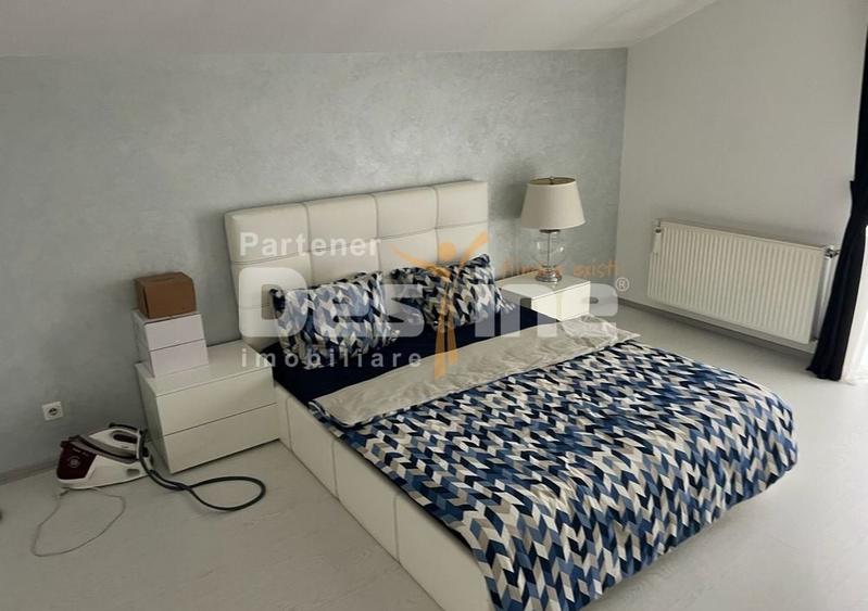 Apartament cu 4 camere decomandat, mobilat în Lipovei