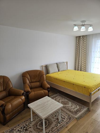 Garsonieră decomandată în Drumul Carului