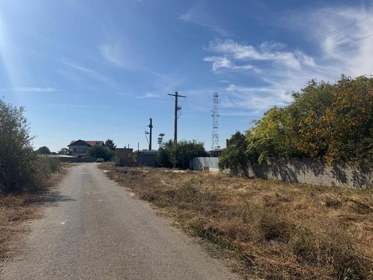 Teren Construcții intravilan de 5018 mp, în Ghimpați