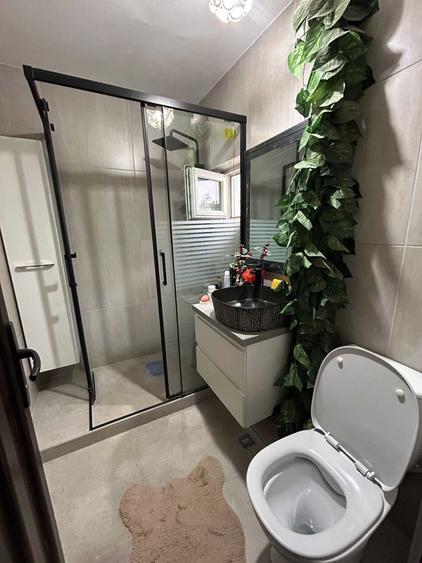 Apartament cu 2 camere semidecomandat în Pantelimon