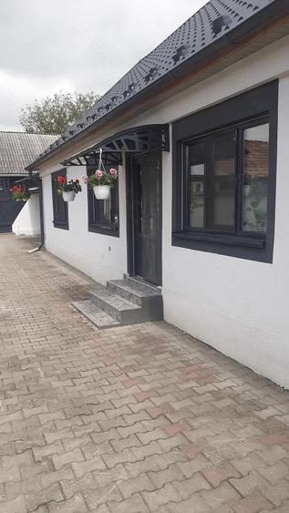 Casă cu 3 camere cu Teren 2200 Mp în Cuzdrioara