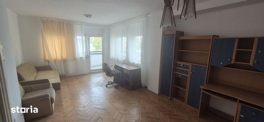 Dau in chirie apartament 3 camere centru nou Satu Mare - 1