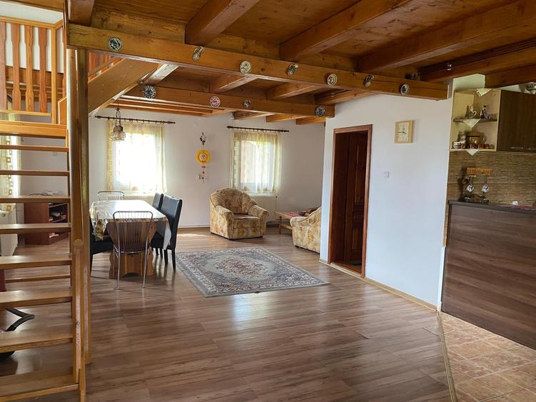 Casă individuală cu 4 camere cu Teren 800 Mp în Beliș