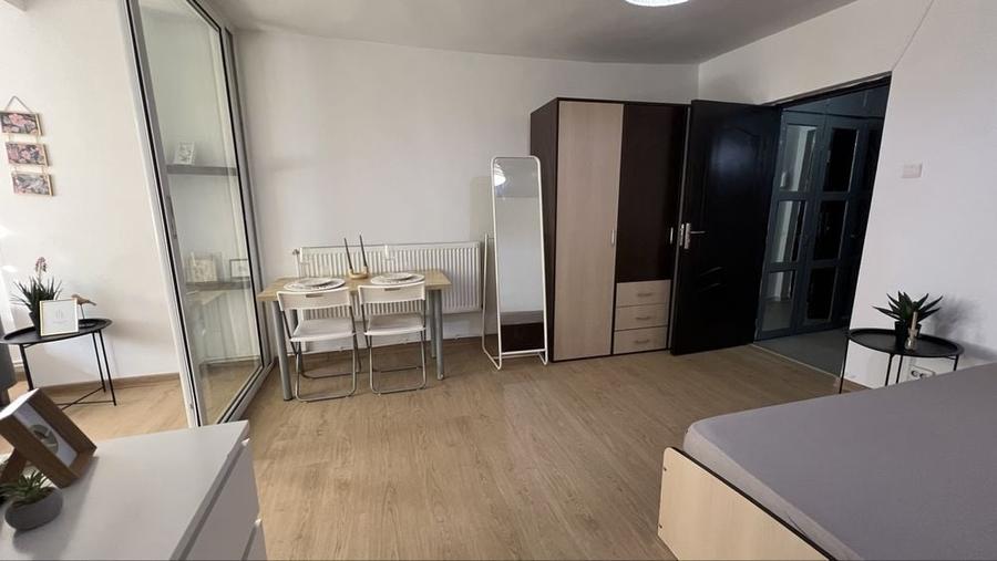 Garsonieră în Micro 3