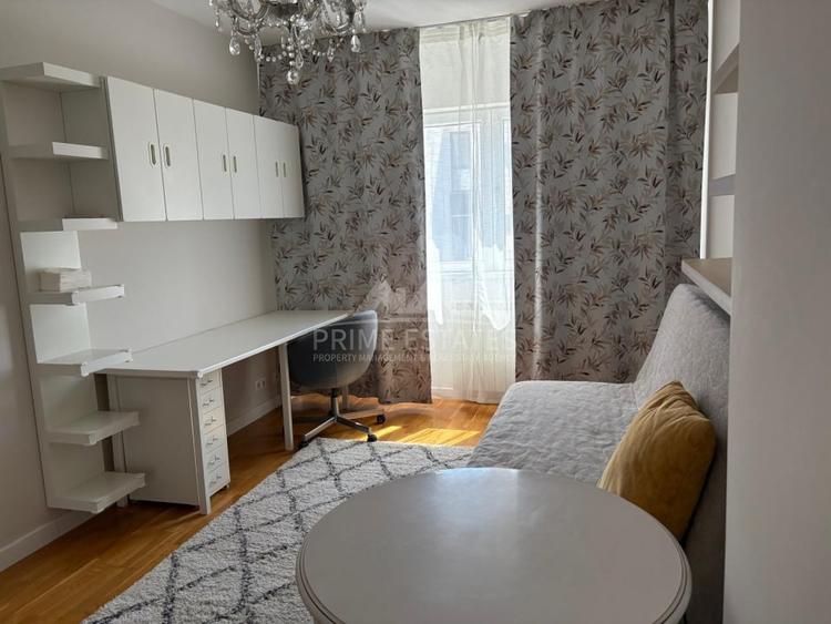Apartament cu 3 camere decomandat, mobilat în Voluntari
