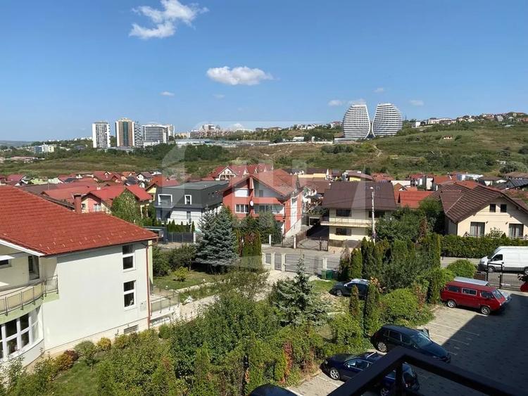 Apartament cu 2 camere semidecomandat, mobilat în Mănăștur