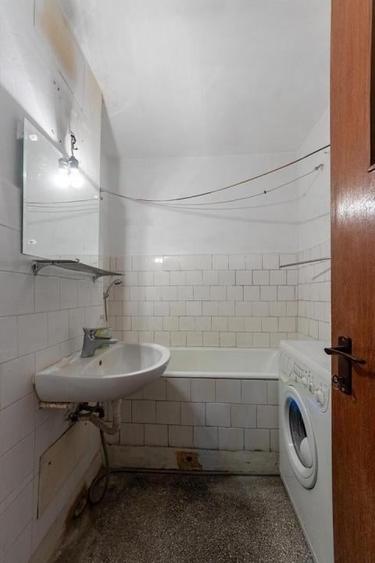 Apartament cu 3 camere în Colentina