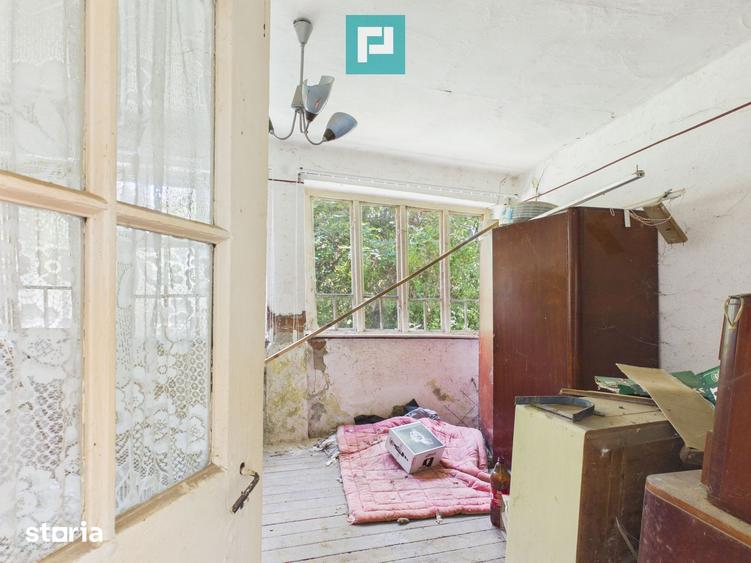 Casă cu 6 camere cu Teren 1440 Mp în Zerind