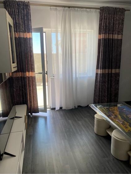 Apartament cu 2 camere decomandat în Giarmata