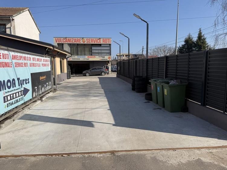 Spațiu comercial, de 290 mp, în Central