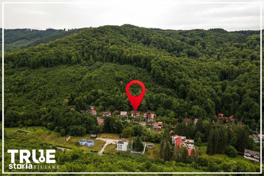 Casă cu 4 camere cu Teren 130 Mp în Praid