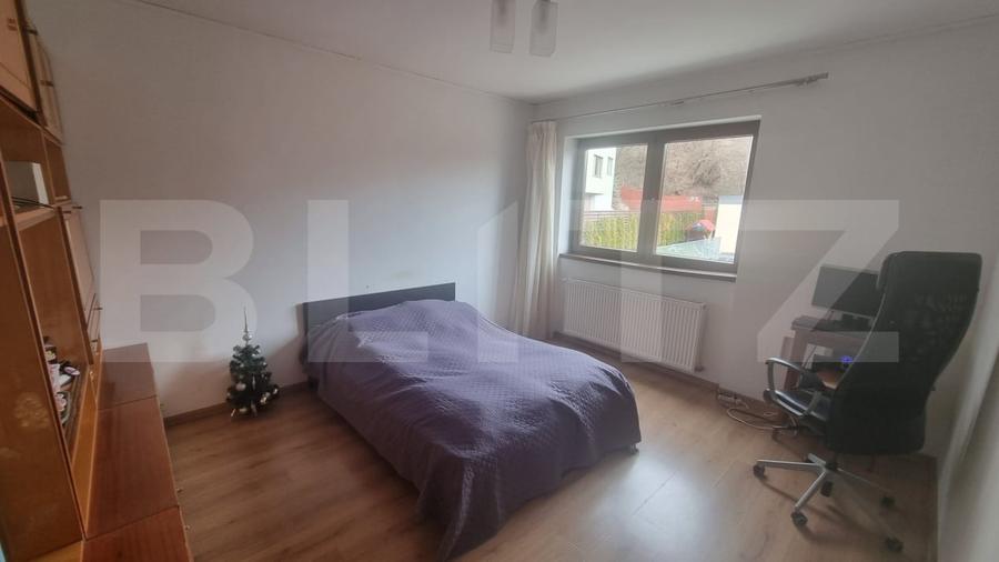 Apartament cu 3 camere decomandat, mobilat în Grigorescu