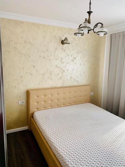 3 Camere de Inchiriat - 4