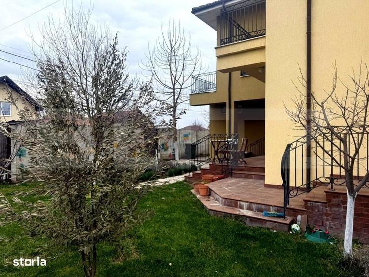 Casă cu 4 camere cu Teren 700 Mp în Central