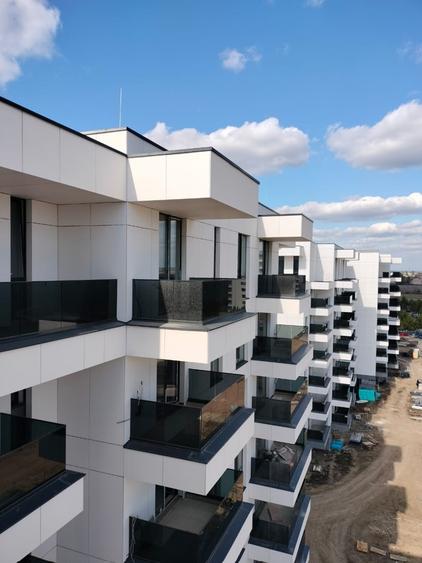 Penthouse cu 4 camere decomandat în Pipera