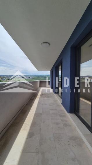 Apartament cu 4 camere semidecomandat în Zorilor