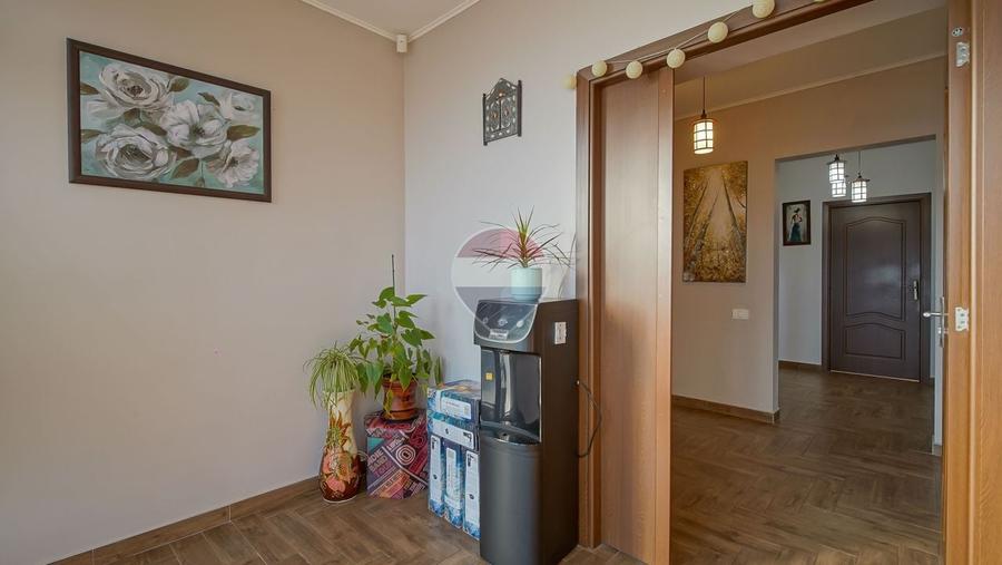 Casă individuală cu 3 camere cu Teren 739 Mp în Sânpetru