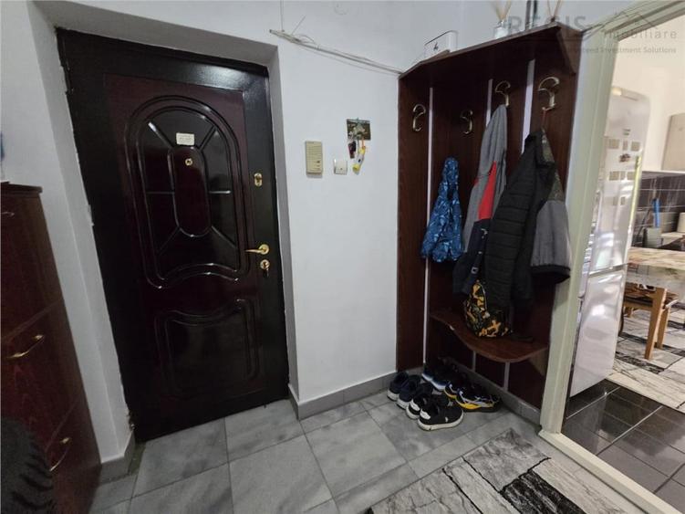 Apartament cu 2 camere decomandat în Răcădău