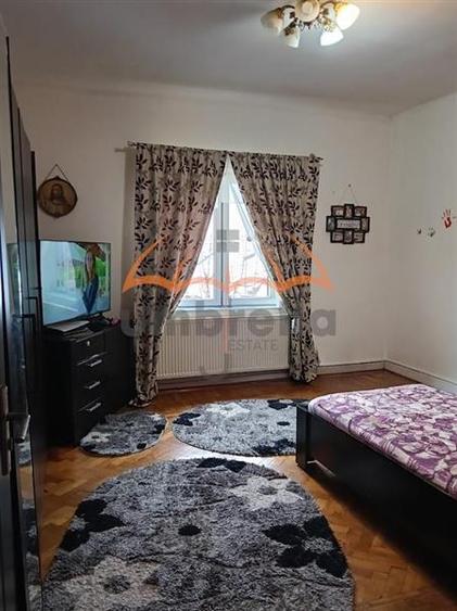 Apartament cu 2 camere decomandat în Semicentral