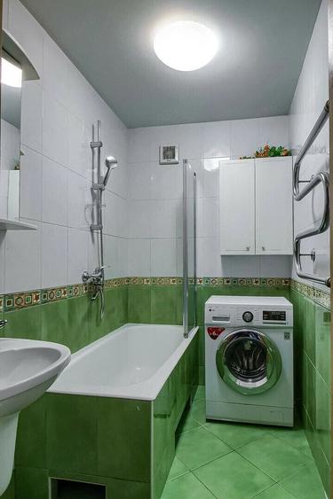 Apartament cu 2 camere decomandat în Olimpia-Stadion
