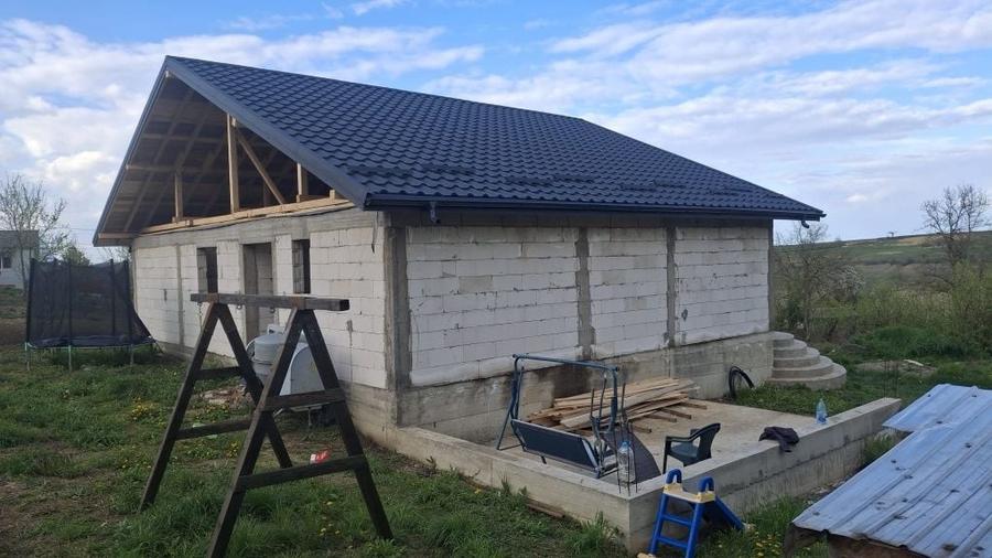Casă cu 3 camere în Central