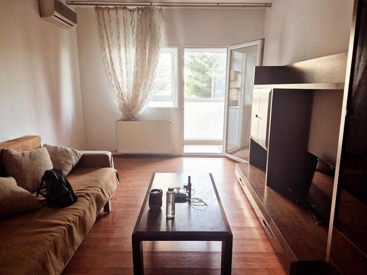 Apartament cu 2 camere decomandat în Jilava