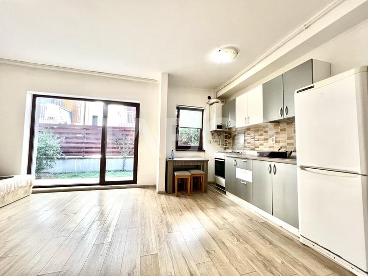 Apartament cu 2 camere semidecomandat, mobilat în Gheorgheni